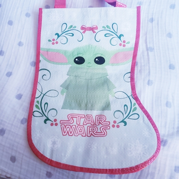 Disney's Star Wars The Mandalorian Child Mask with The Child Stocking. NWT. - Picture 7 of 10